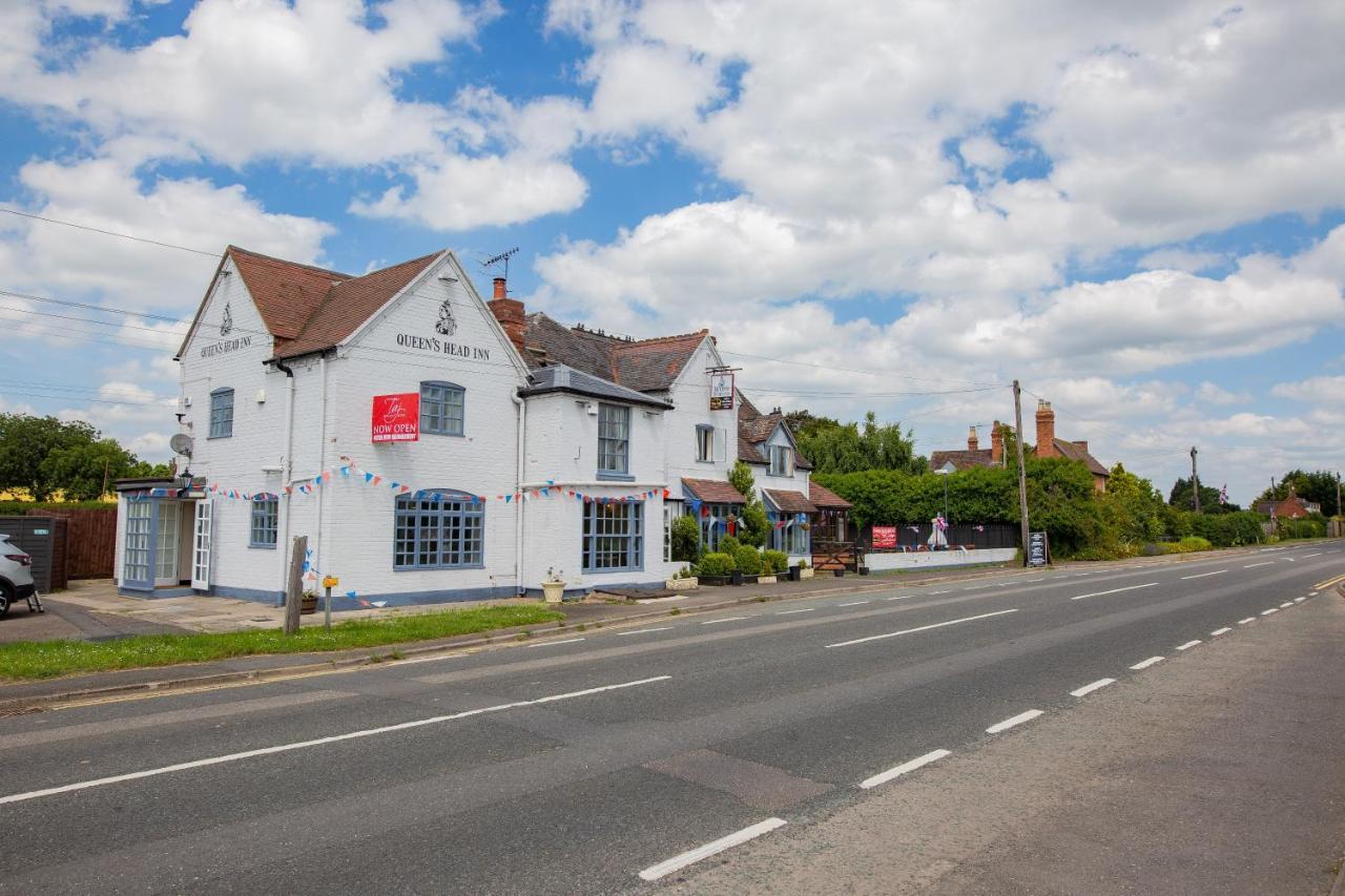 Queens Head Inn Evesham Esterno foto